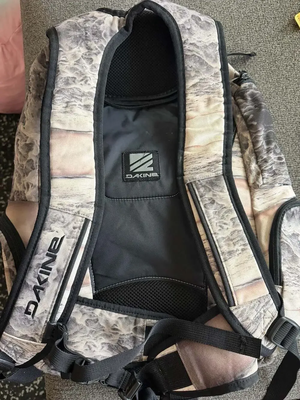 Dakine Mission Backpack 25L Wave Beach Print
